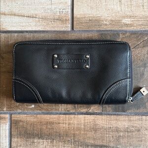 Tignanello Black Pebbled Leather Zip-Around Accordion Wallet